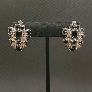 Black & white screw back rhinestone vintage earrings prong set Old Hollywood